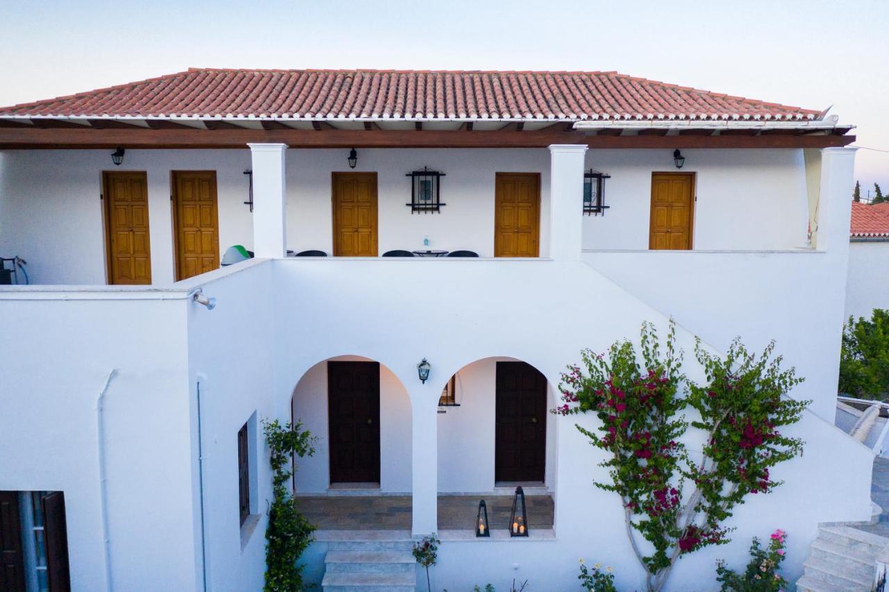Villa Kriezi Spétses Exteriör bild