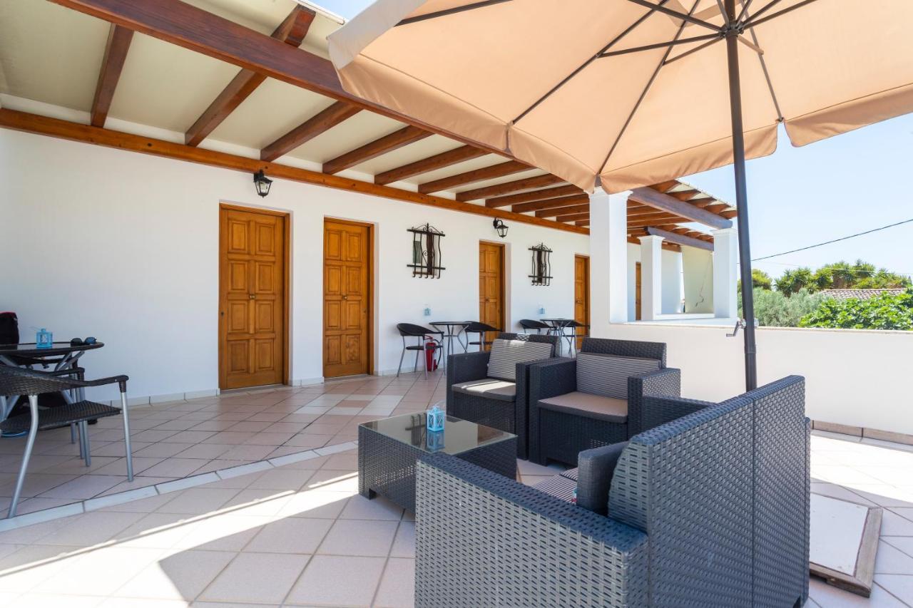 Villa Kriezi Spétses Exteriör bild