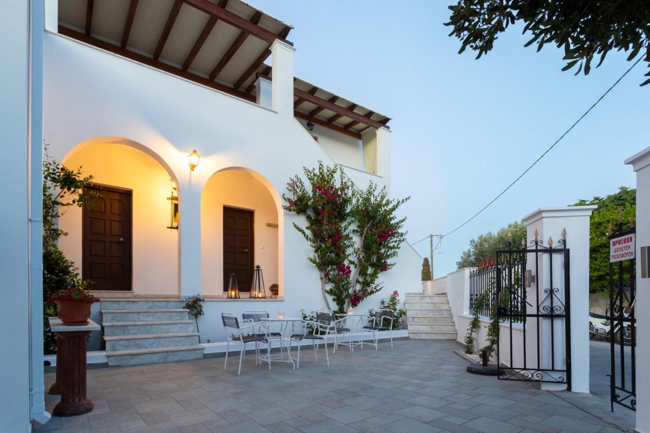 Villa Kriezi Spétses Exteriör bild